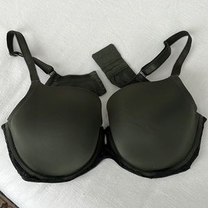 Torrid - Army Green w/Black Lace Bra - 40D